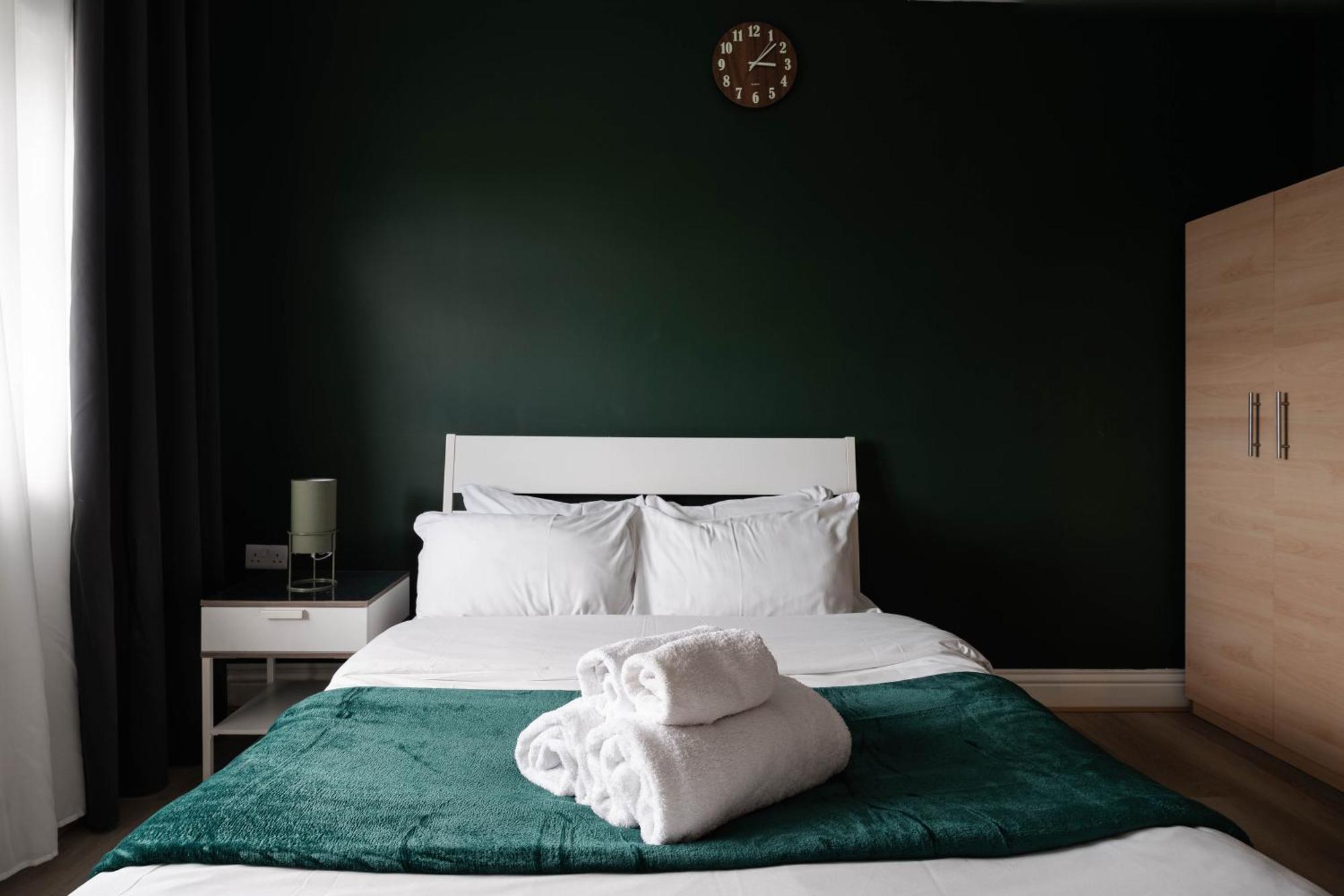 City Gate Guest House London Bagian luar foto